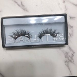 NEW Huda Beauty Lashes